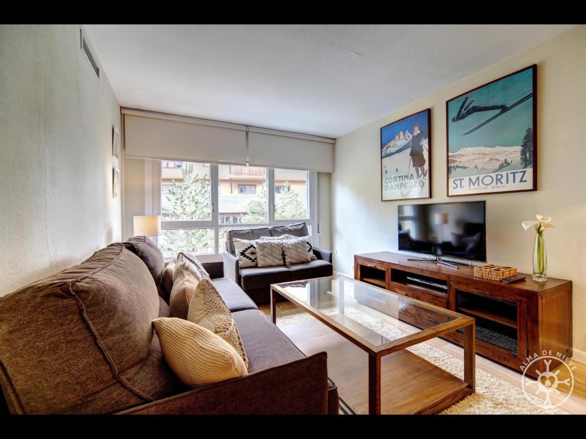 Orri En Baqueira Apartment Naut Aran ภายนอก รูปภาพ